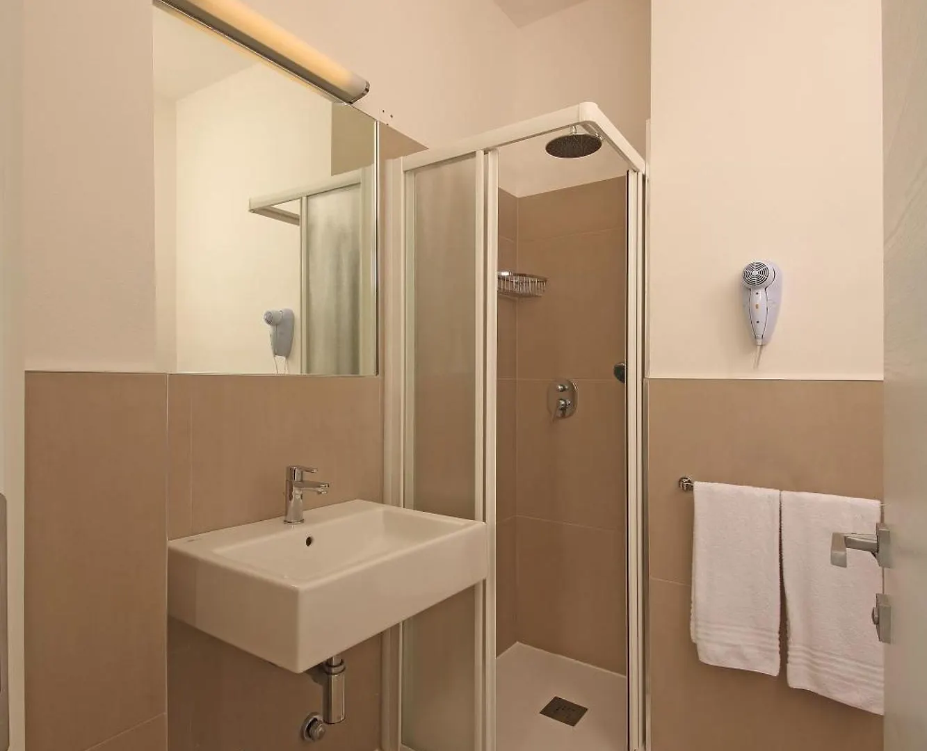 Hotel Holiday Sirmione