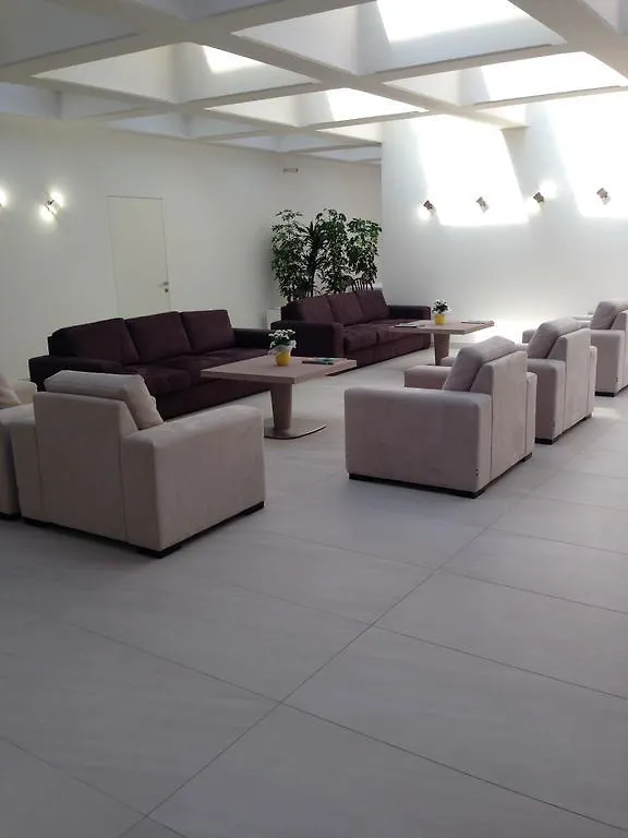 Hotel Holiday Sirmione 3*,