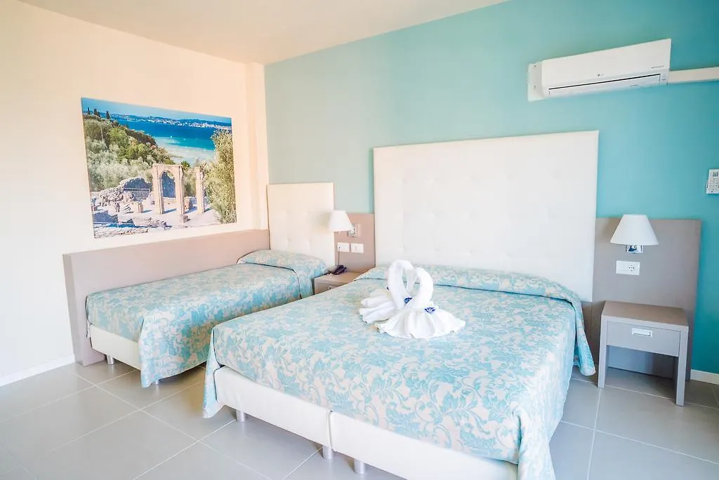 ***  Hotel Holiday Sirmione Olaszország